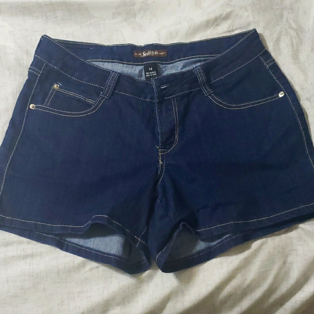 Southpole denim shorts sz 14